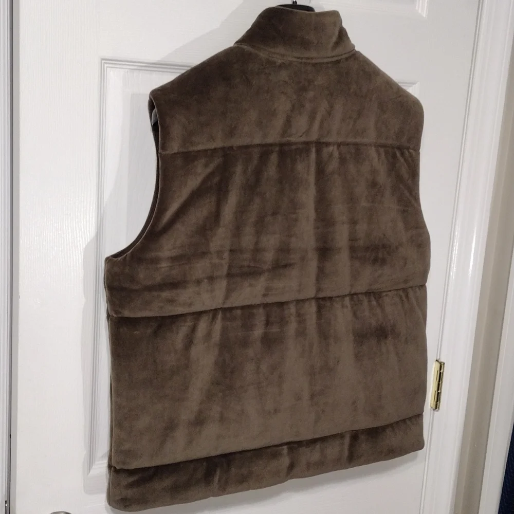 Banana Republic Velluto Thermore Ecodown Puffer Vest